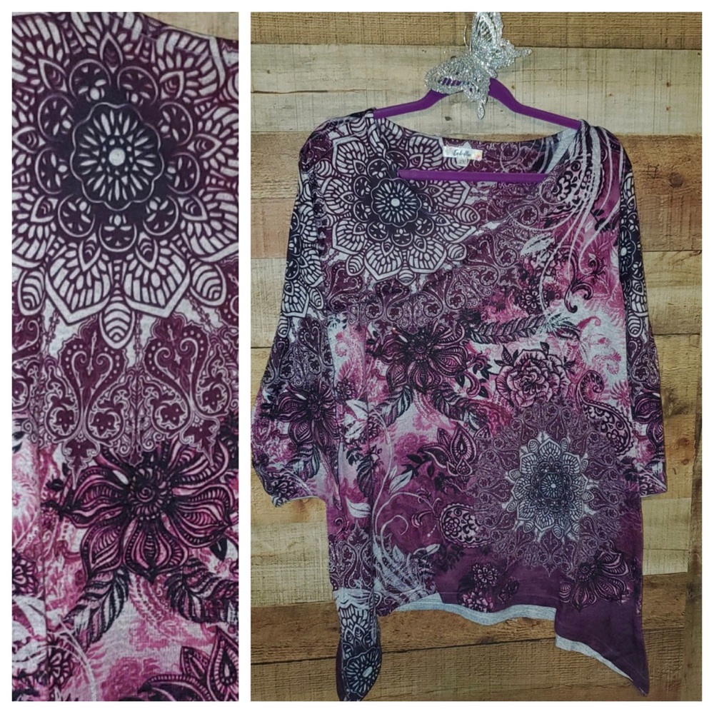 🌿 Flowy floral Bohemian top